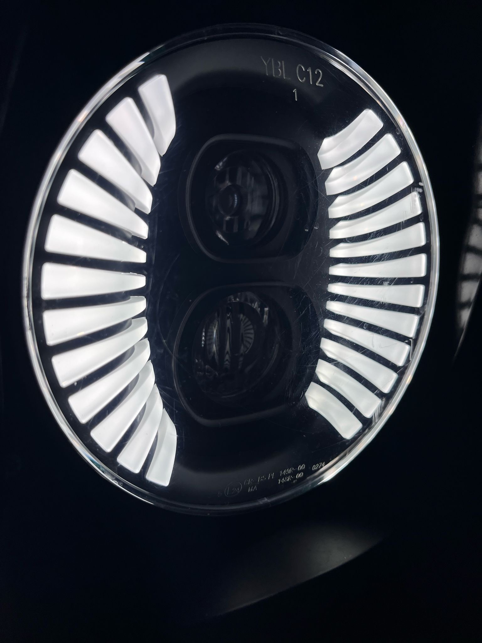 7dd11ecd-749c-4962-874a-55bc3f70a1ee